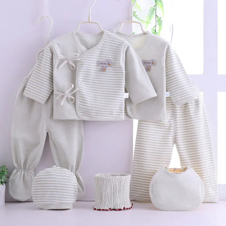 Newborn Baby Gift Set with 7 Cotton Clothing Items - Live to Shop
